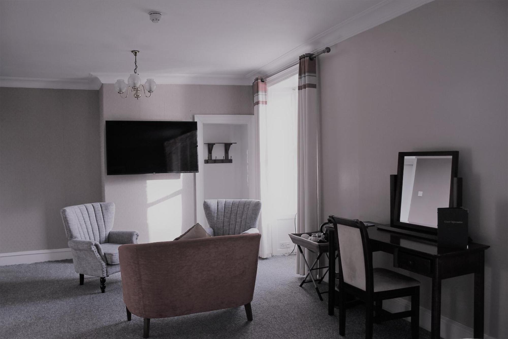 The Kirkcudbright Bay Hotel エクステリア 写真